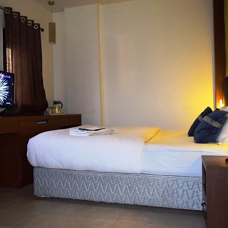 Hotel Chandragupta Ujjain Extérieur photo
