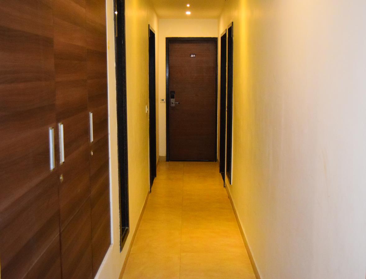 Hotel Chandragupta Ujjain Extérieur photo
